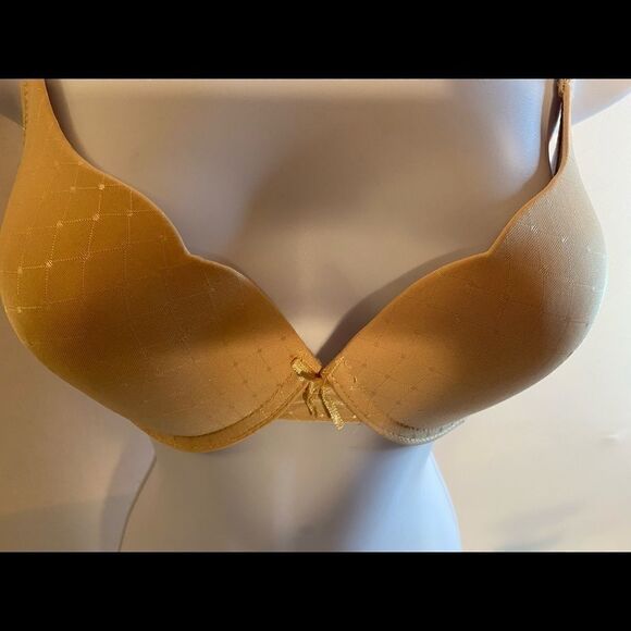 💥Hecho Embroidery Design Fashion Sexy Bras 38C - Picture 9 of 11